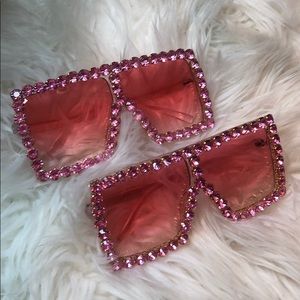 PINK DIAMOND RHINESTONE OVERSIZED SHADES